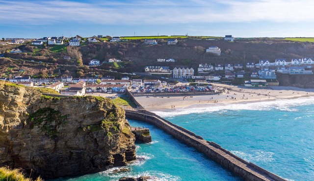 Seaside House is an exceptional coastal retreat offering panoramic views