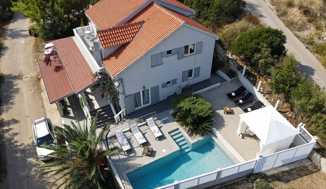 Seaside house with a swimming pool Pasadur, Lastovo (K-15847)
