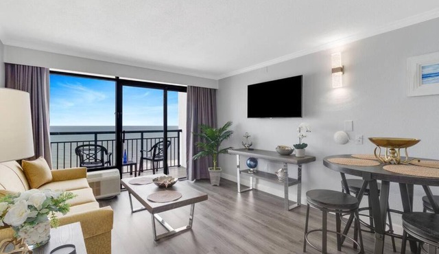Seaside Oasis Oceanfront with Balcony 1124