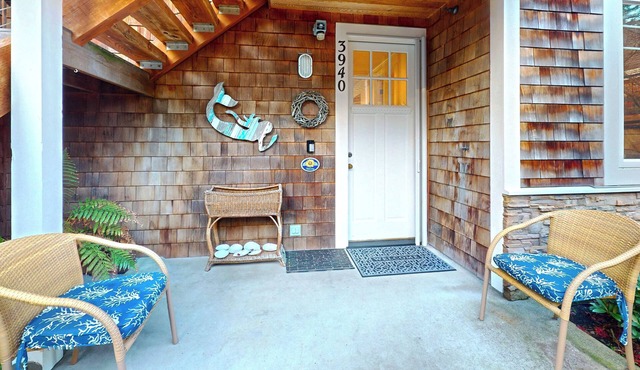 SEASIDE POINT VIEW at Seaside Beach