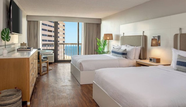 Seaside Queens Room, Ashore Resort, Ocean Panorama, Beachfront Retreat, 2 Rooms