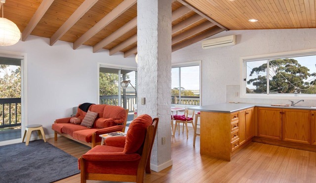 Seaside Retreat in Rhyll