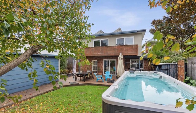 Seaside Retreat with Swim Spa (6m x 2.3m)