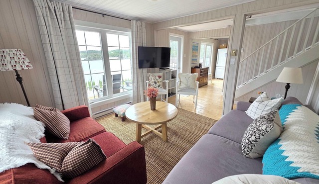 Seaside Serendipity Cottage