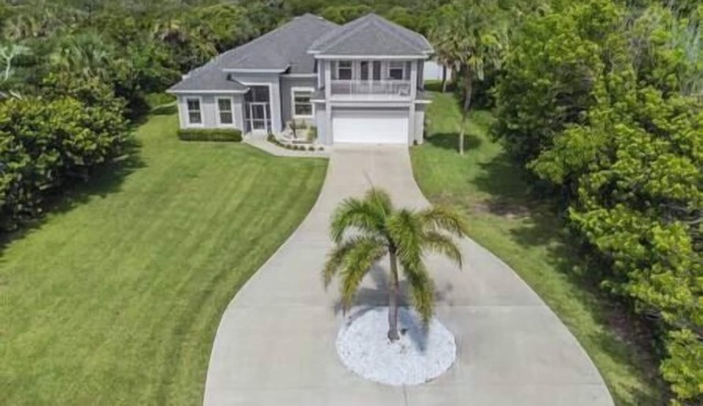 Seaside Serenity -Private Pool w/Beach Access