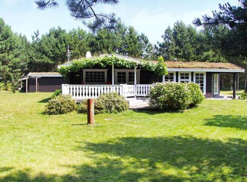 Seaside Serenity at SkAdshoved-By Traum