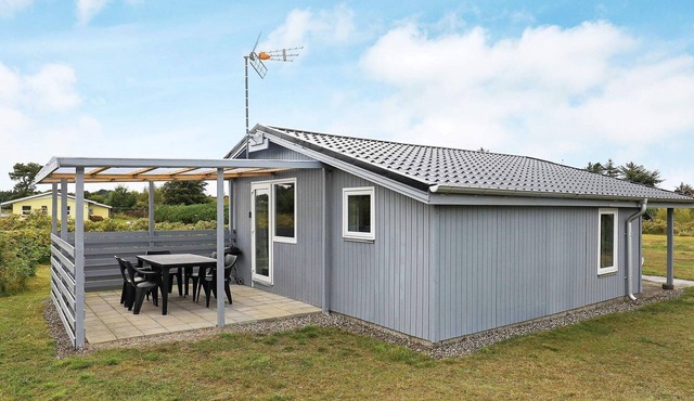 Seaside Serenity in Lyngsa-By Traum