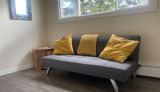 Seaside sunsets waterfront retreat