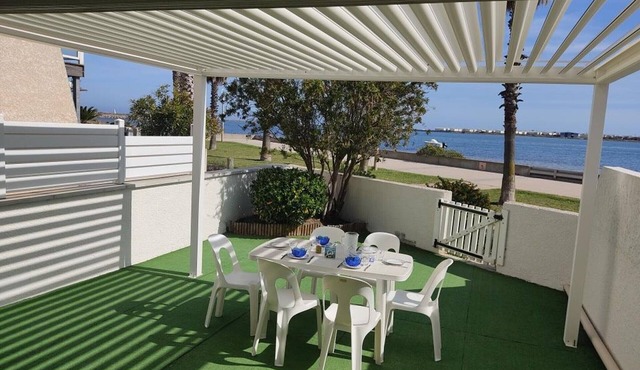 Seaside T4 Villa in Gruissan, Air Conditioning, 80m2, Beach 50m, Sleeps 6.