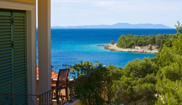 Seaside Villa 40m from the sea | Secluded Bay | Boat Mooring | Stunning Views