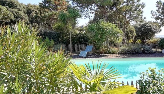 Seaside Villa La Baule wild coast swimming pool garden with trees 6 bedrooms 12 people