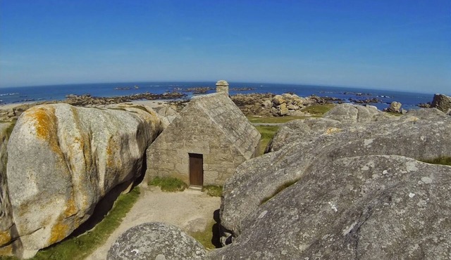 Seaside villa Ménéham GR34