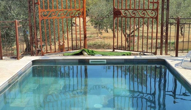 Seasonal Rental South Gîte with PRIVATE pool & nature