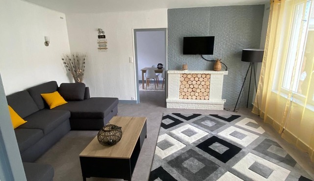 Seasonal house rental