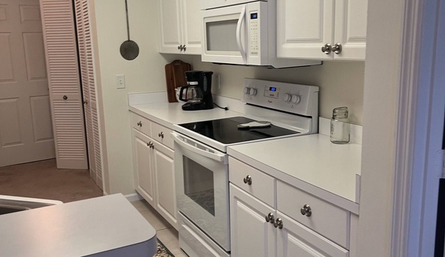 Seasonal rental. 2,500 per month includes utilities. 3 month minimum.