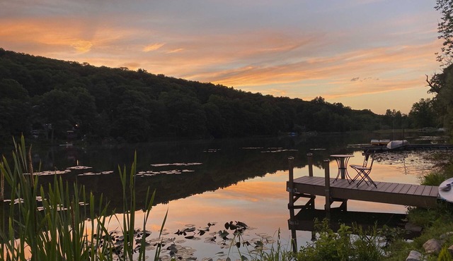 Seasonal Rental Luxury Lake Front Beauty