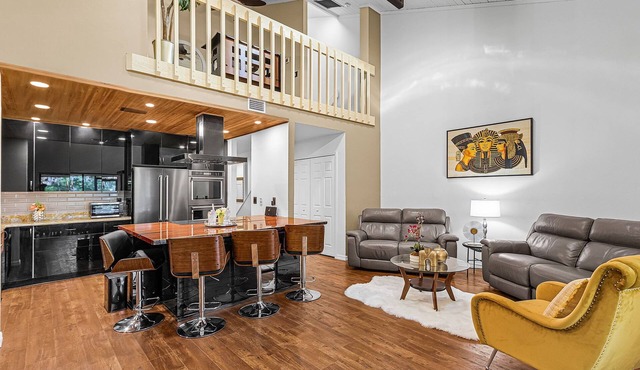 Seasonal Waterfront Condo – North Fort Myers