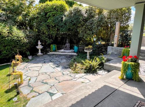 Seasons at Leschi Hillsides