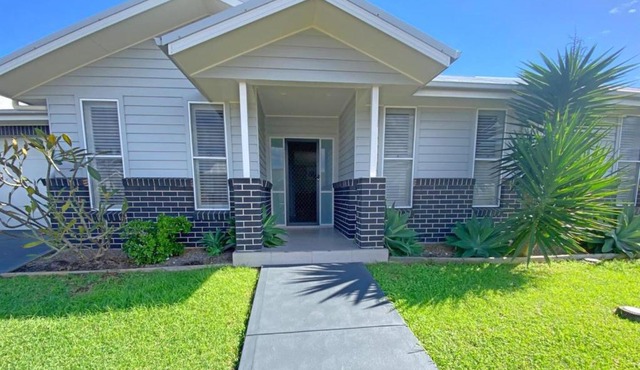 Seaspray - Beach and Pool access