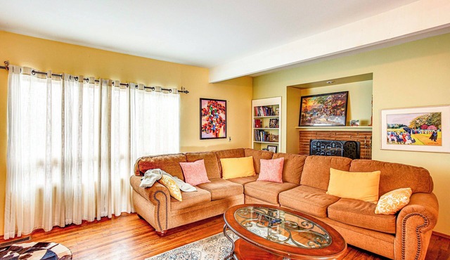 SeaTac Home w/Patio & Grill - 3 Mi to Airport!