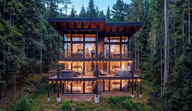 Seattle FIFA World Cup 2026 Luxury Mountain House