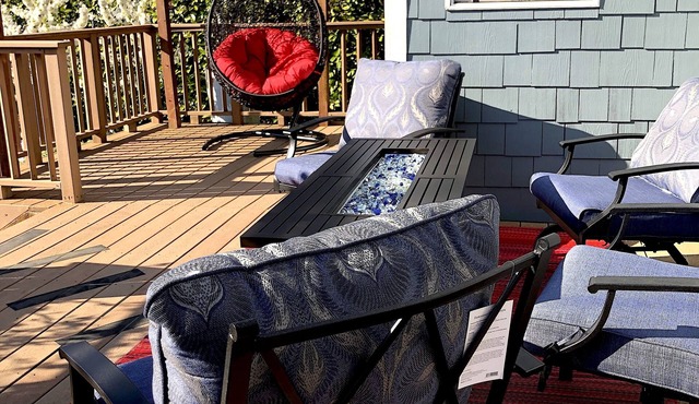 Seattle's Hippest Music Home