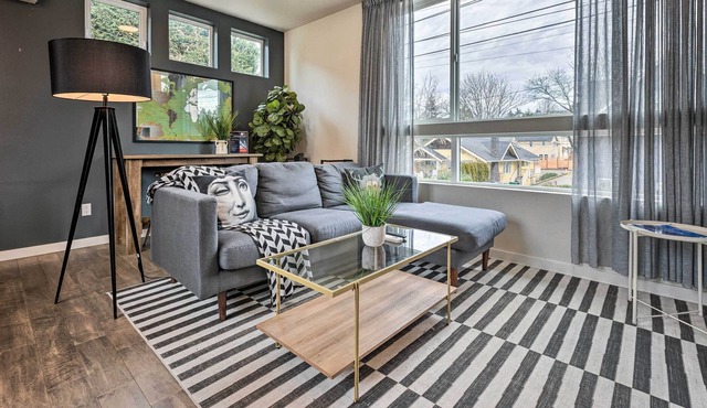 Seattle Vacation Rental ~ 2 Mi to Downtown