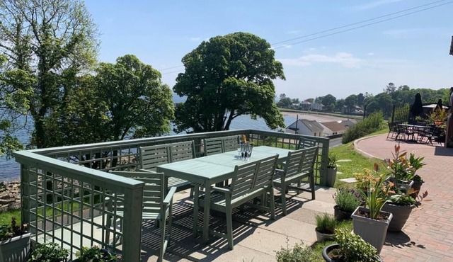 Seaview 4 Ensuite Bedroom Apartment on Beautiful Isle of Bute