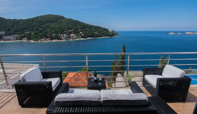 Seaview apartment Laura