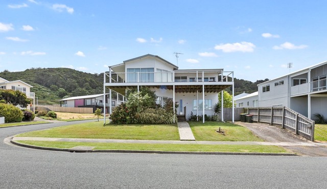 Seaview Apollo Escape