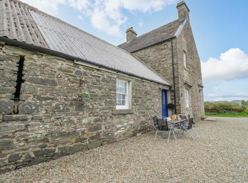 Seaview-Barsloisnach Cottage