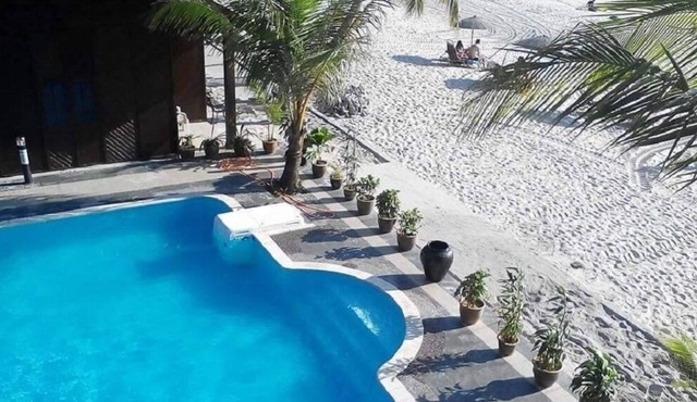 Seaview Chalet #3 Beachfront Cenang Beach