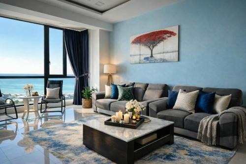 Seaview High-Floor 2BR Suite Bathtub & Sauna near Gurney Jazz Suites 21