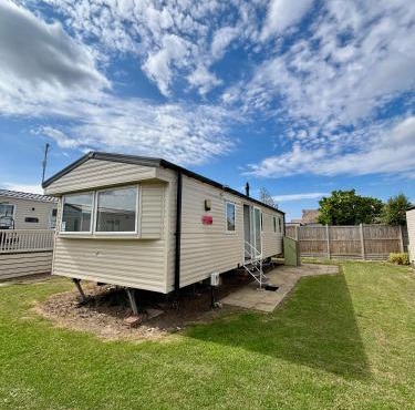 Seaview Holiday Rentals - Rear Park