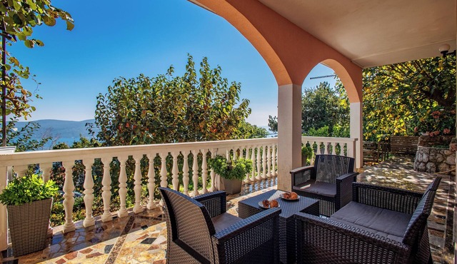 Seaview House - Magdalena Apartment, Plomin, Croatia