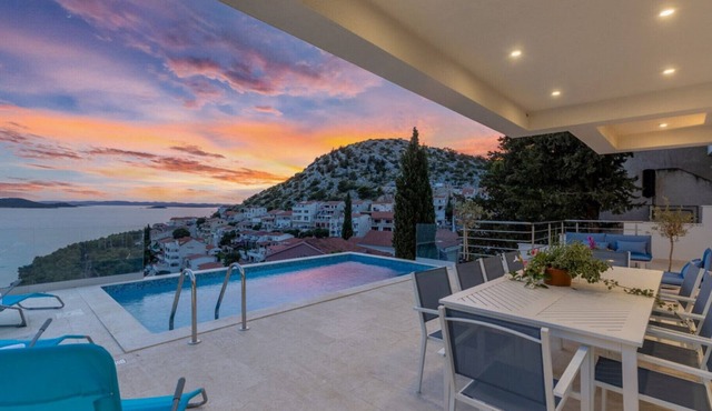 Seaview luxury villa Fleur with pool