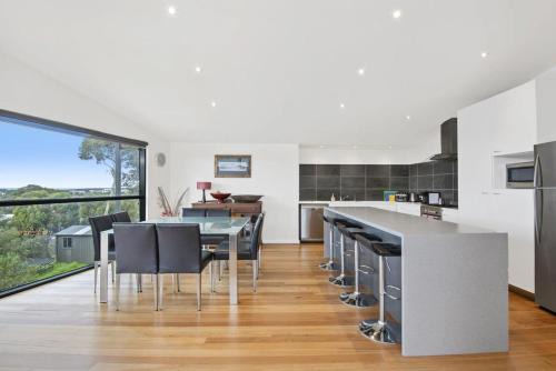 Seaview Sanctuary Jan Juc Distant Ocean View