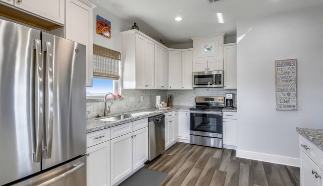 Seaward Breeze | Bay Views, Fantastic Sunsets!