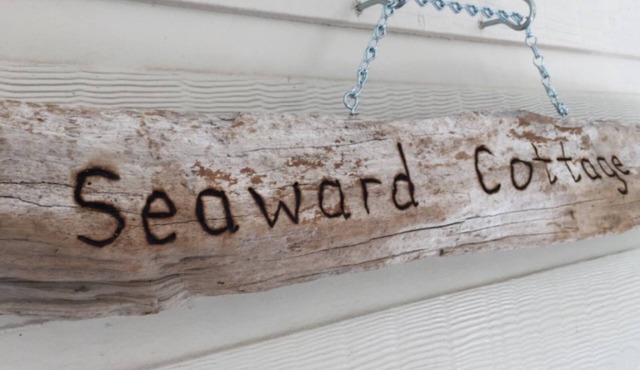 Seaward Cottage, Nelly Bay