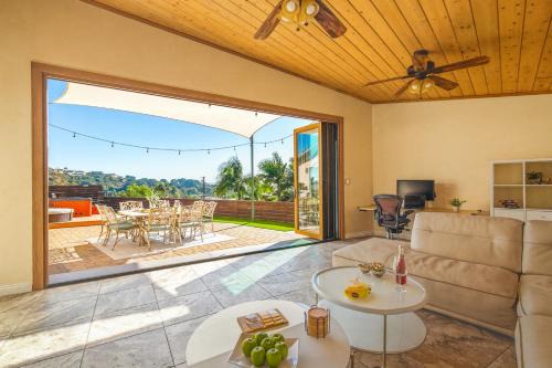 Seaworld Fireworks View Hot tub Fast Wifi 3BR 2BA 4 Bds 2 SofaBds