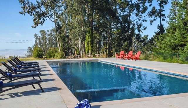 Sebastopol Estate: Pool ~ Spa ~ Firepit ~ EV Charger