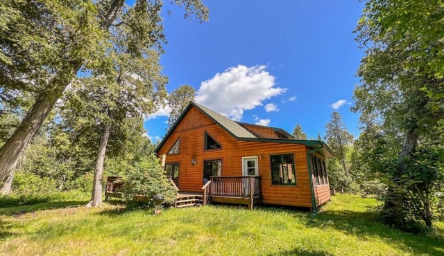 Secluded 2-Bedroom Cabin on the Edge of the BWCA