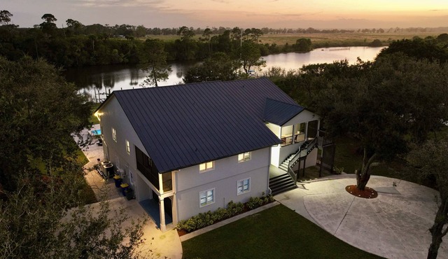 Secluded 3 Acres 5500 sf Waterfront|Pool|Dock|Game