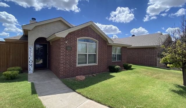 Secluded 3 bedroom Family Garden Home