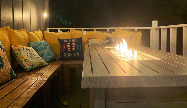 Secluded 3 Bedroom Cabin with Gameroom and 2 Fireplaces. Family Friendly,2 Acres