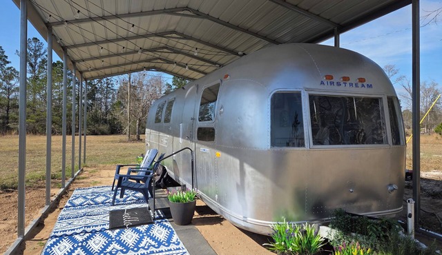 Secluded Airstream Retreat on 4 Acres Nashville GA