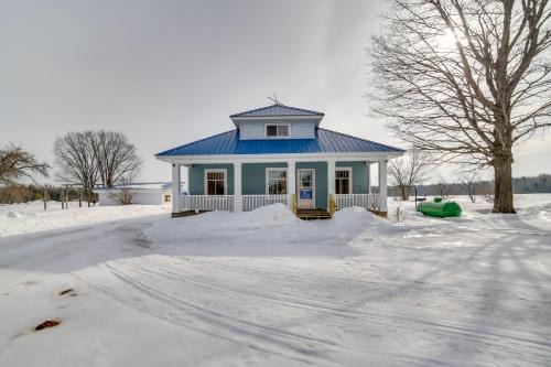 Secluded and Peaceful Upper Peninsula Getaway!