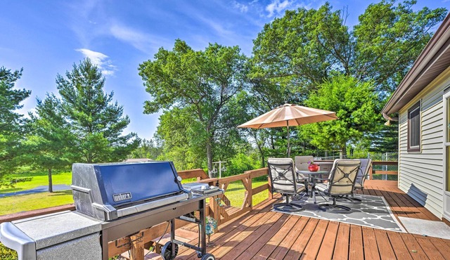 Secluded Arkdale Retreat: 10 Acres w/ Deck!