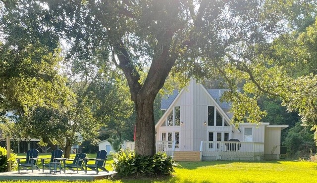 Secluded Bayview vacation home with private beach