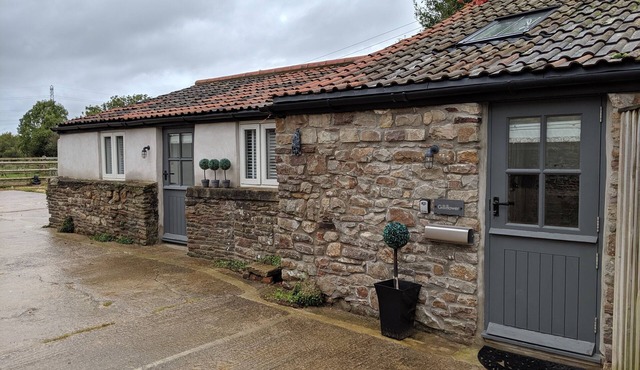 Secluded - Beautiful stable conversion in a great location - Gilliflower